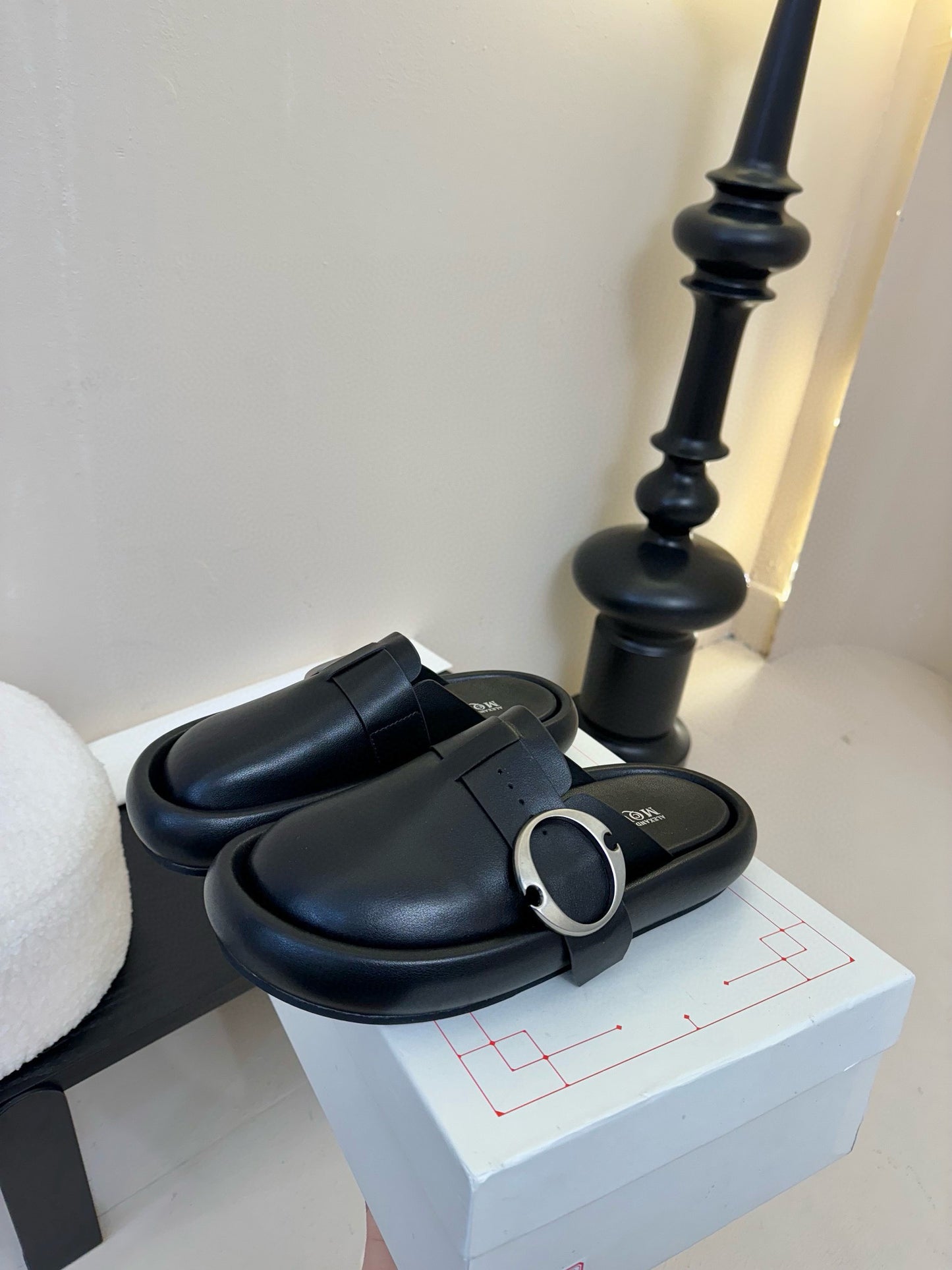 Alexander McQueen Sandal