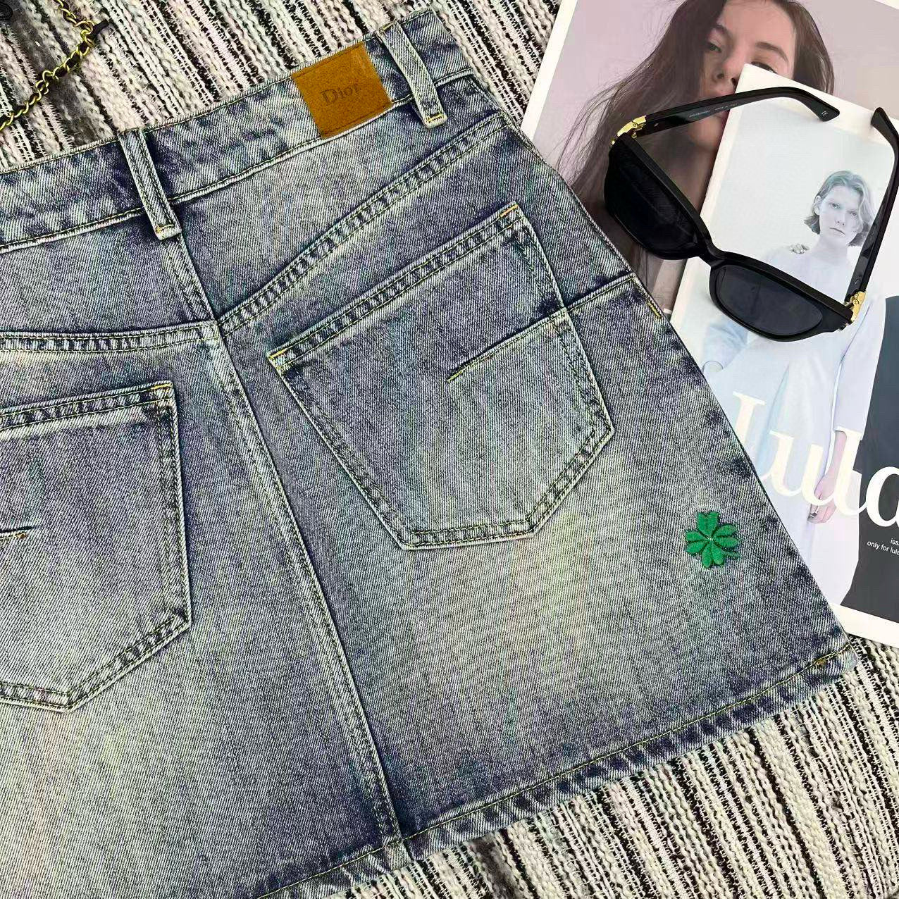 Dior Short Jeans
