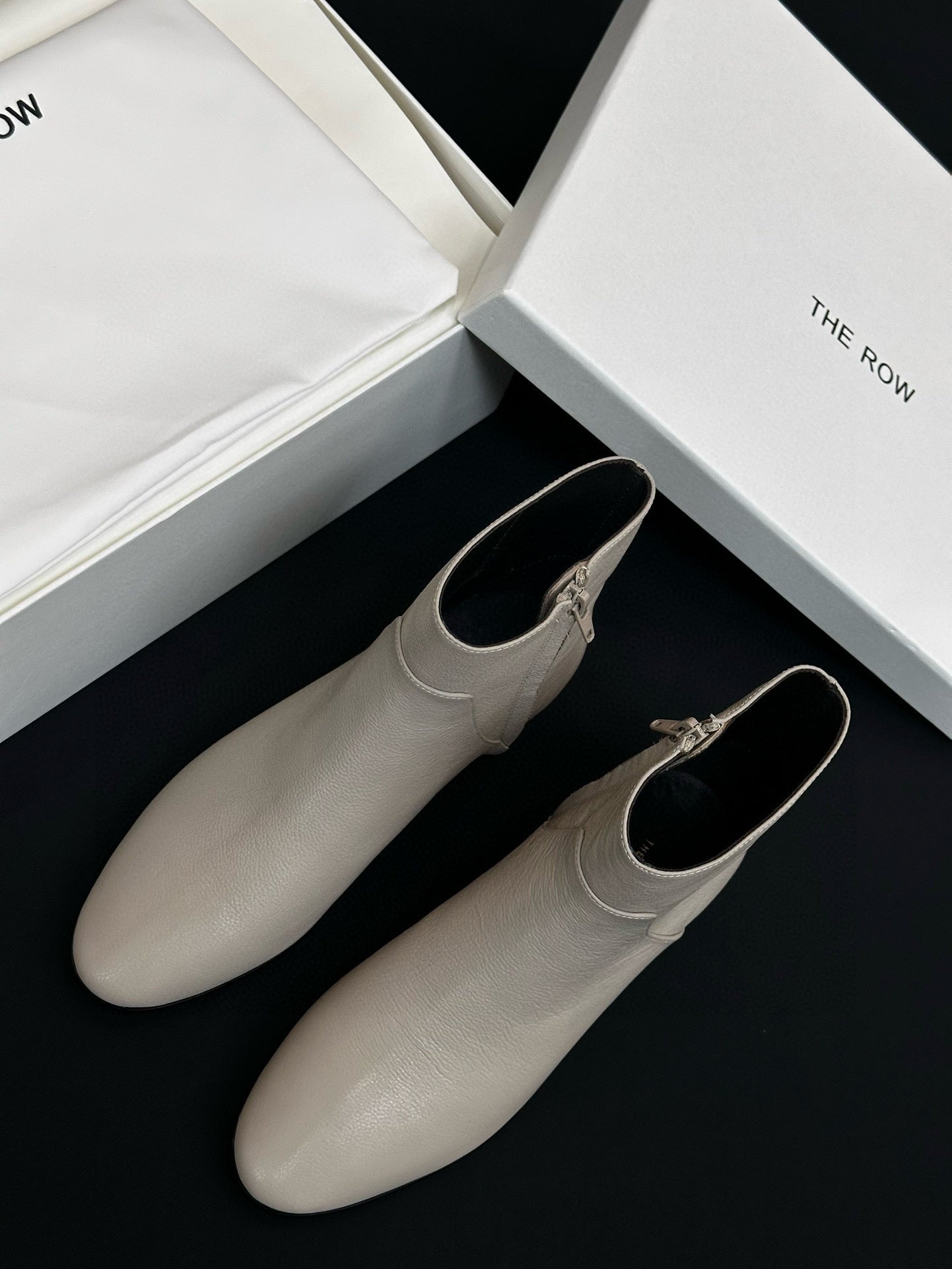 The Row Boot