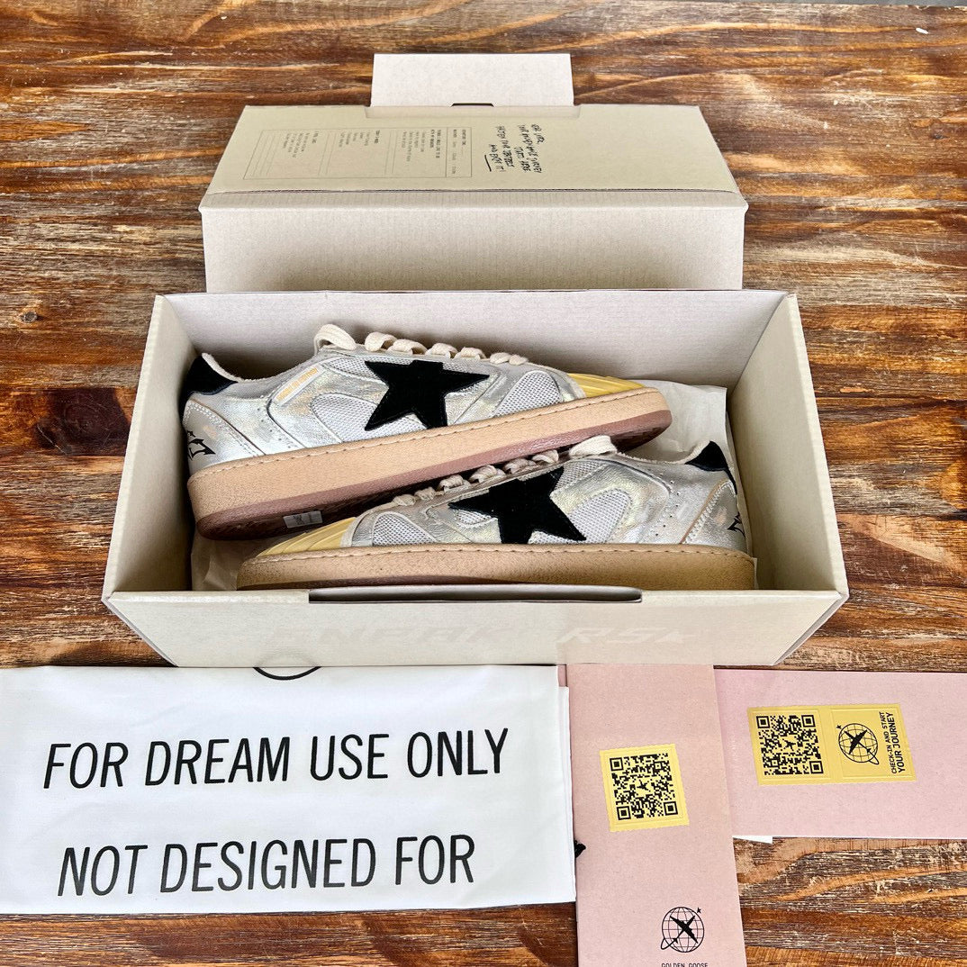 Golden Goose Sneaker
