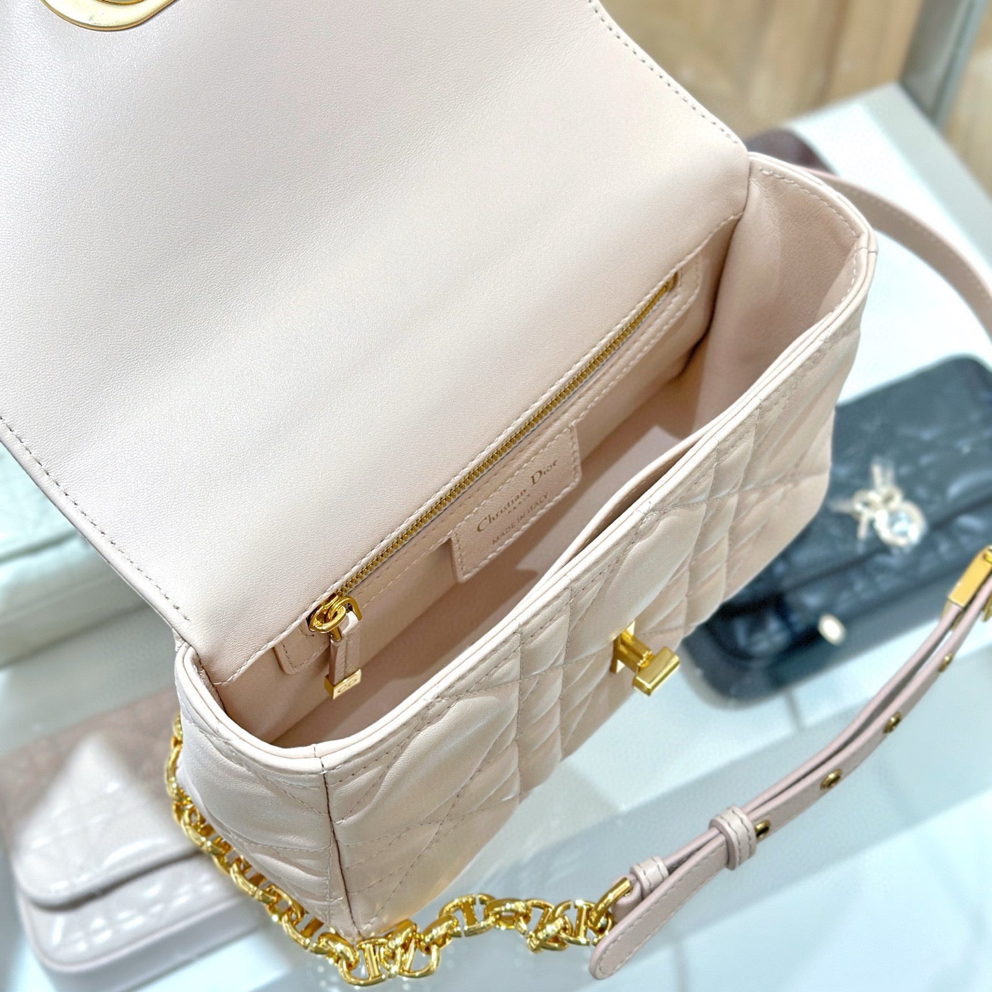 Dior Shoulder Bag 20x13x7cm