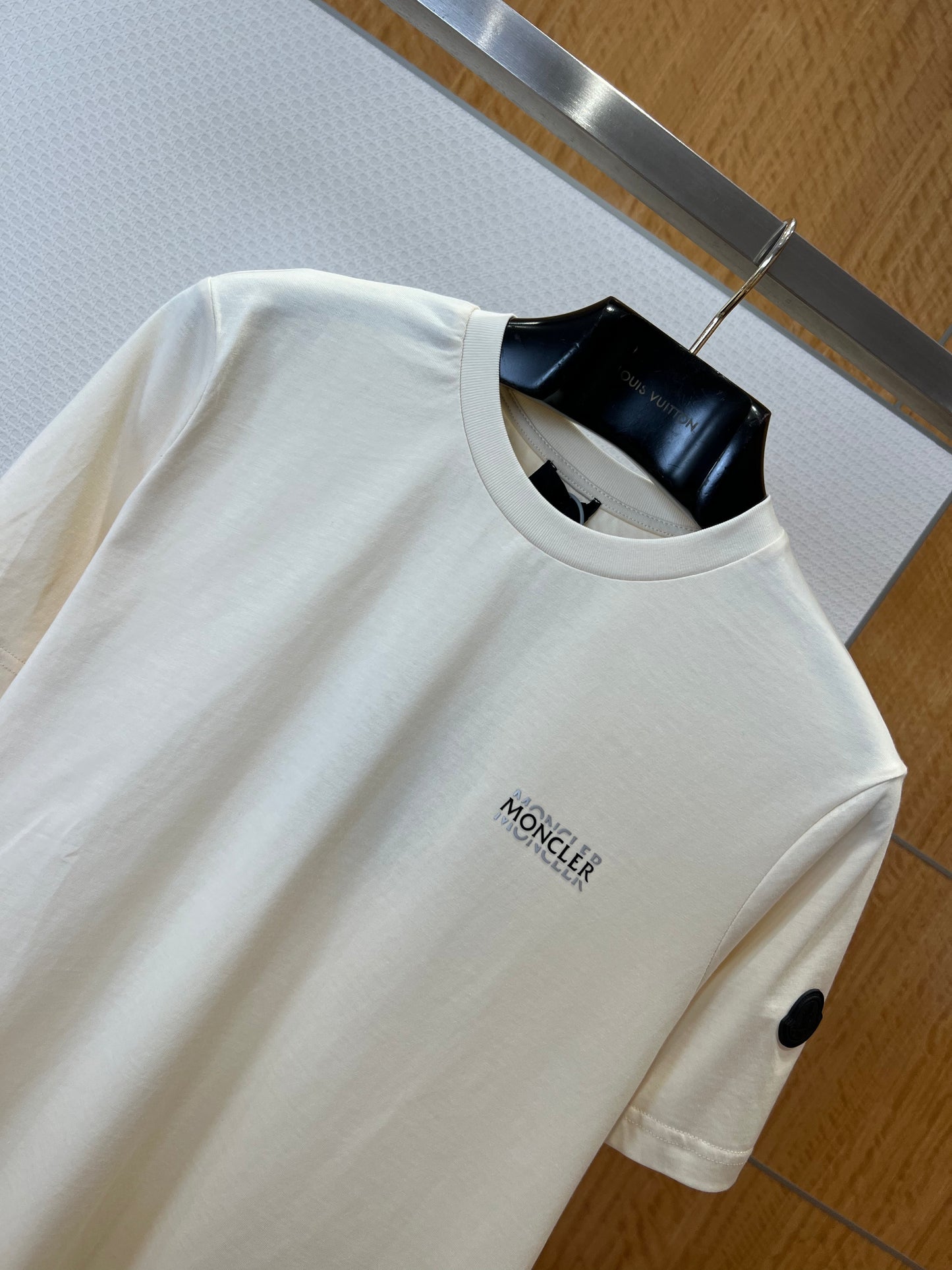 Moncler T-shirt