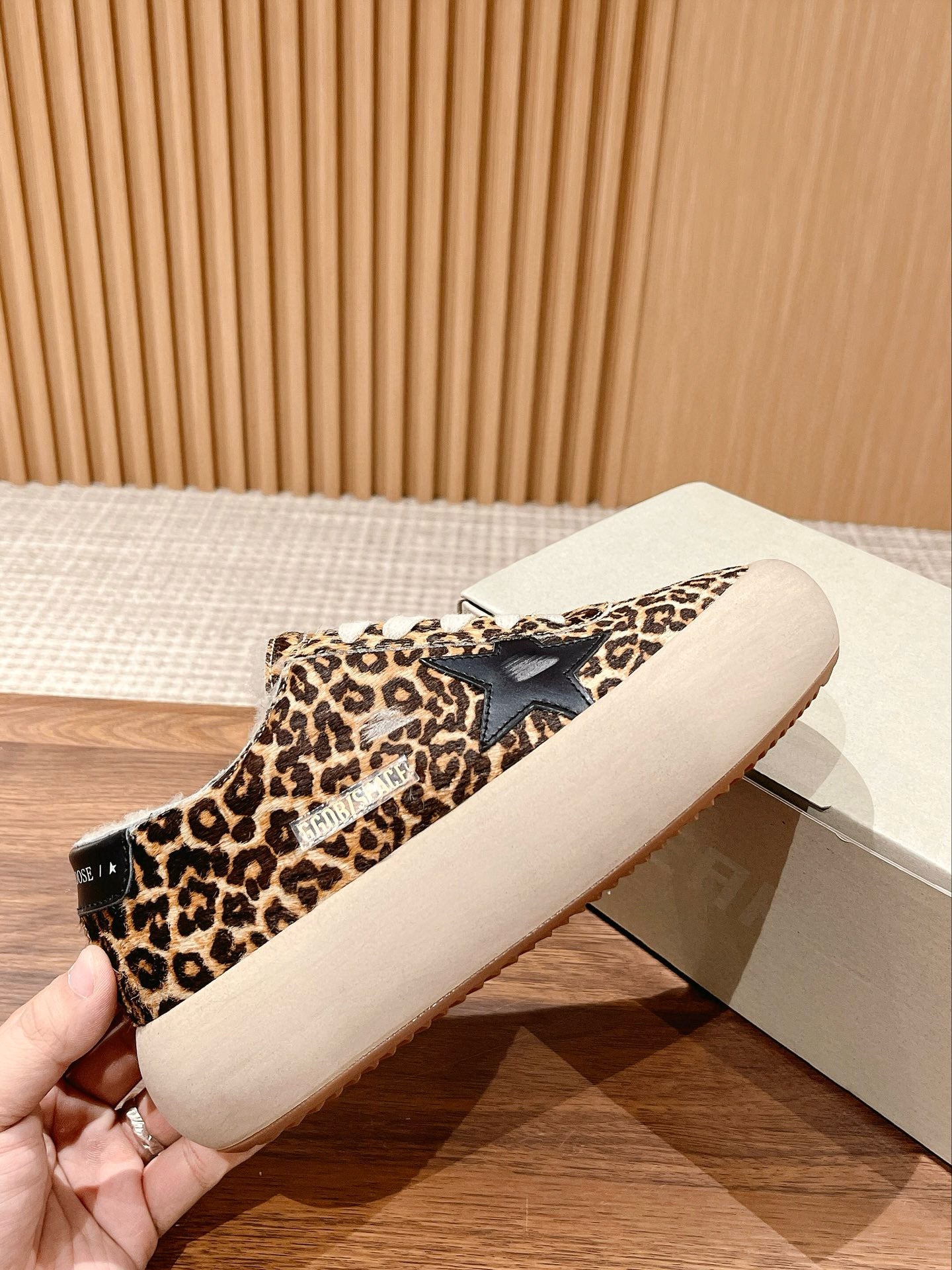 Golden Goose Sneaker