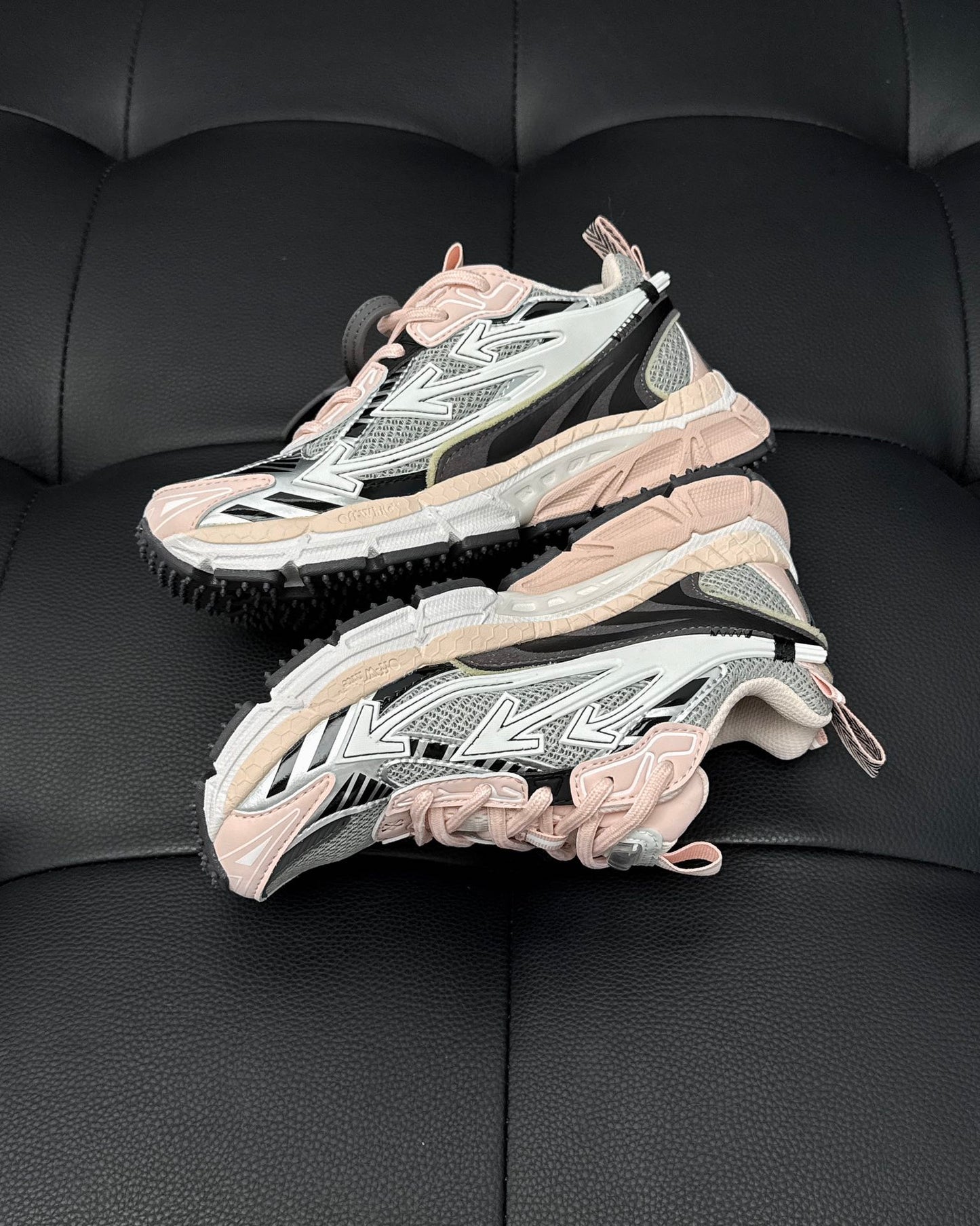 Off-White ODSY 1000 Sneaker