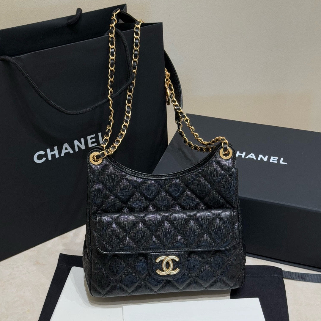 Chanel 23C Hobo (22.5x21.5x7cm)