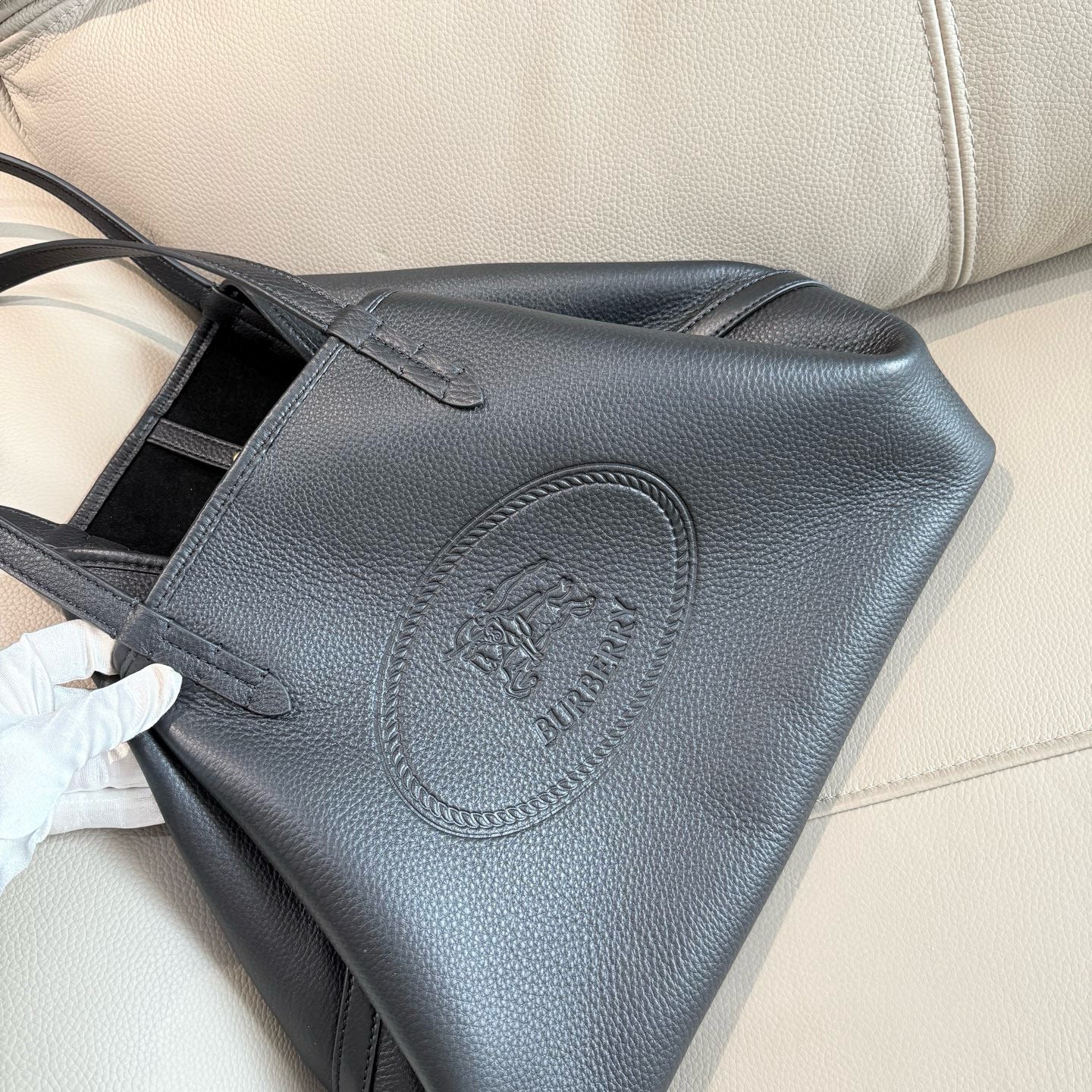 Burberry Highlands Bag