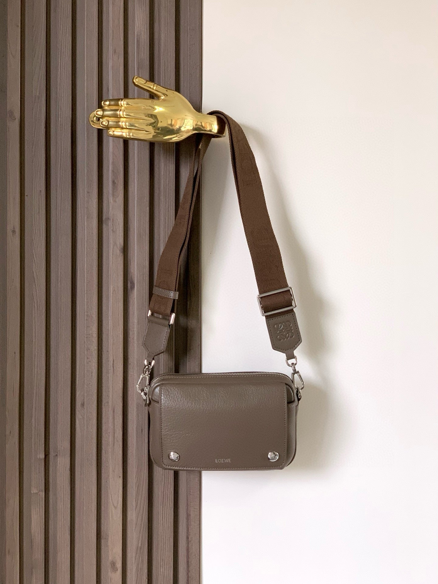 Loewe Messenger Bag 20x12.5x6CM