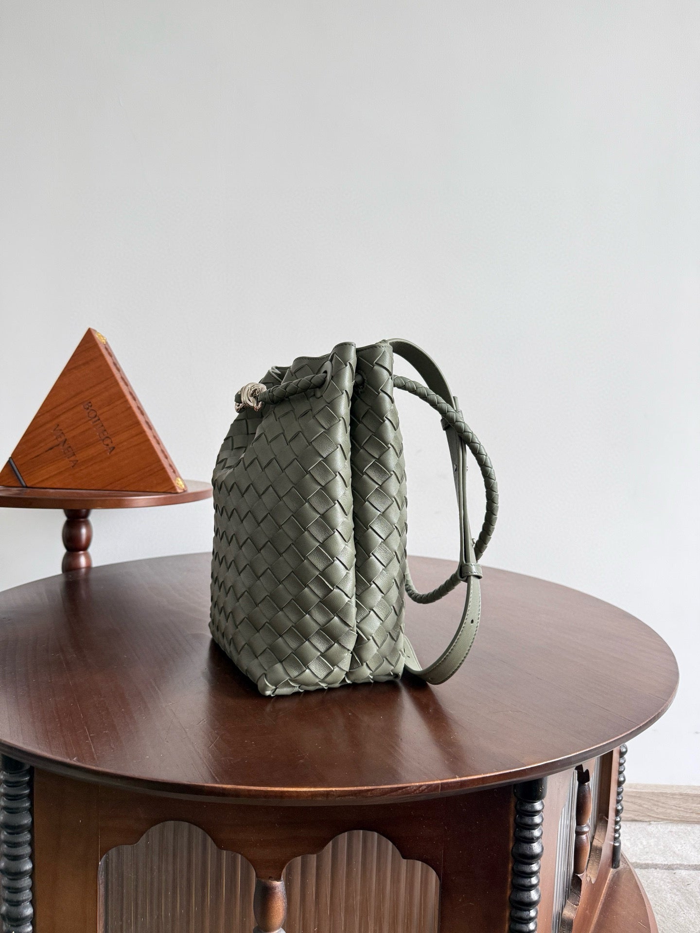 Bottega Veneta Andiamo Bucket