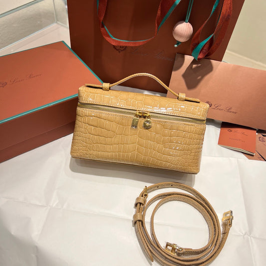 LP Extra Pocket L19 Handbag