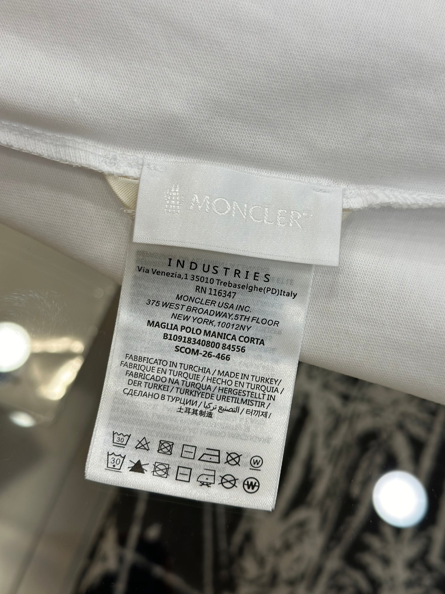 Moncler T-shirt