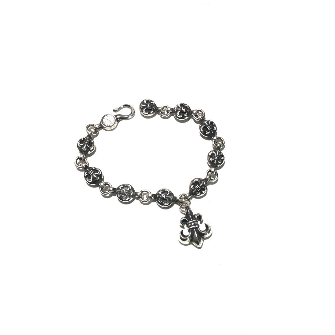 Pulsera Corazones Cromada