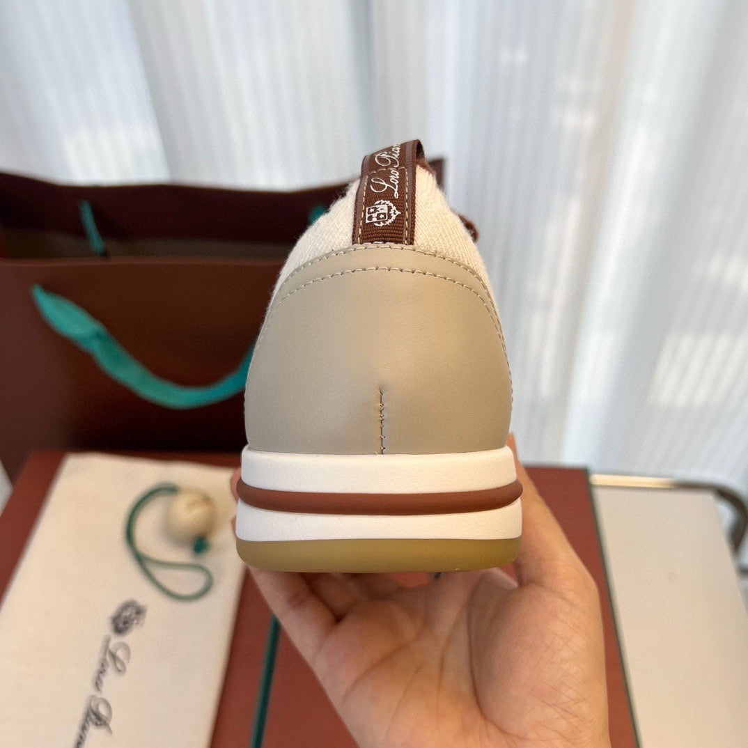 LP Sneakers