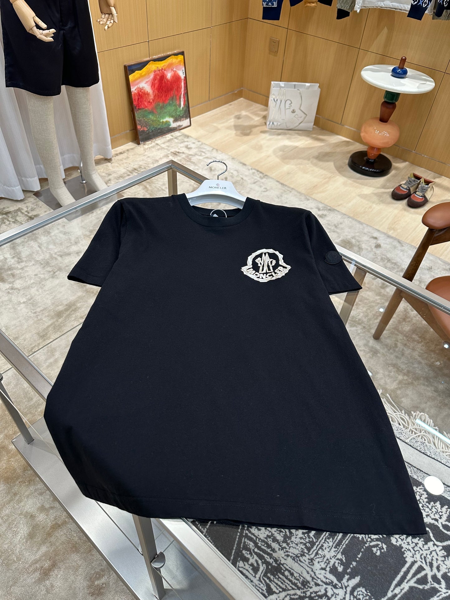 Moncler T-shirt