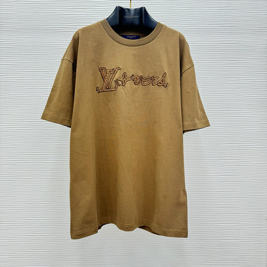 1V T-Shirt