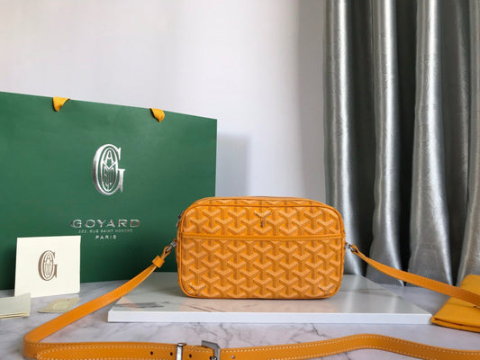 GOYARD CAP-VERT PM BAG