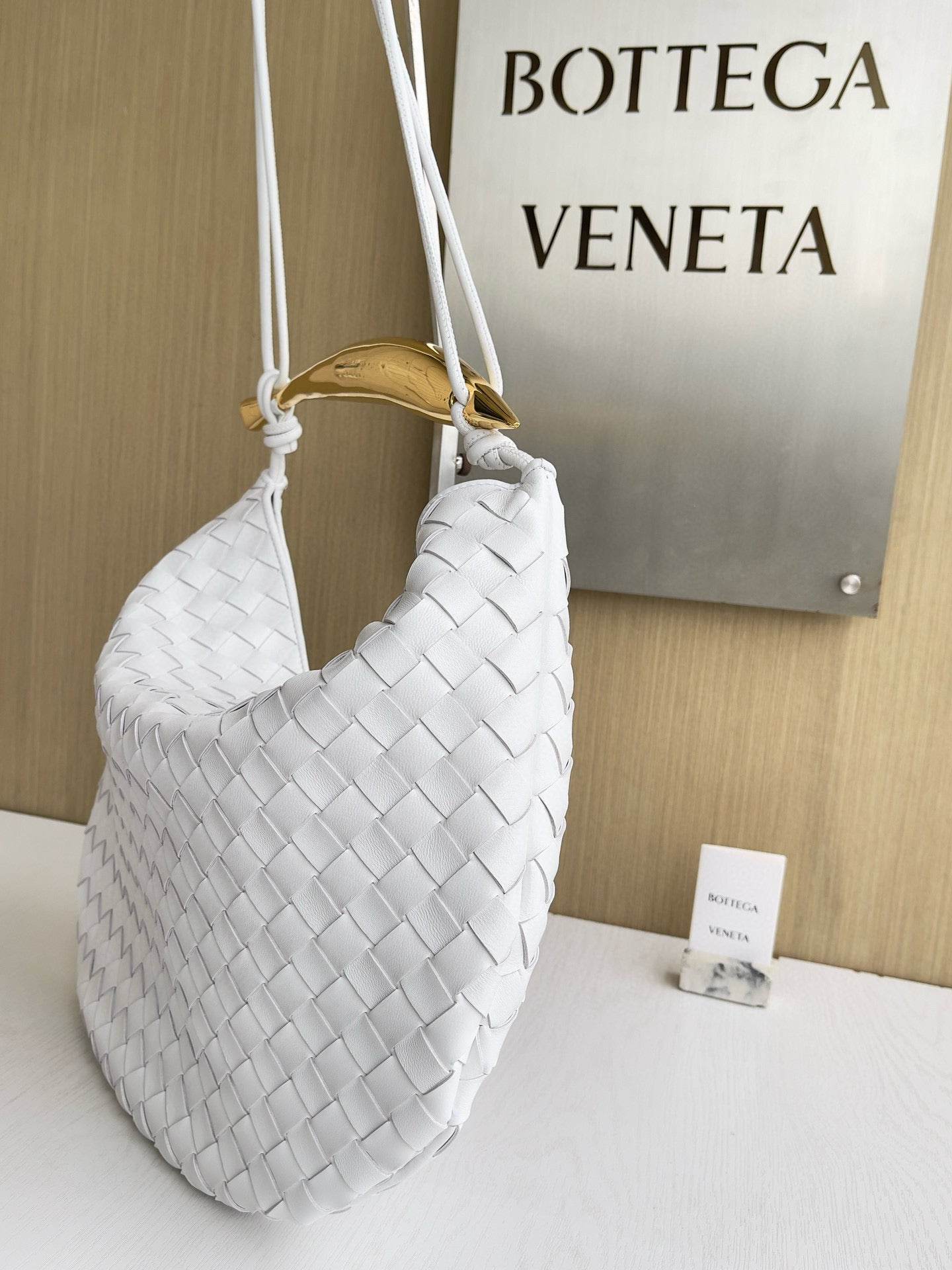 BV Baby Sardine Shoulder Bag
 39x31x12cm