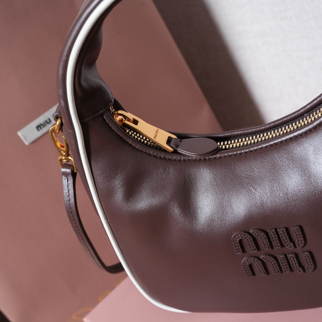 Miu Miu Wander Bag 20x23x6cm