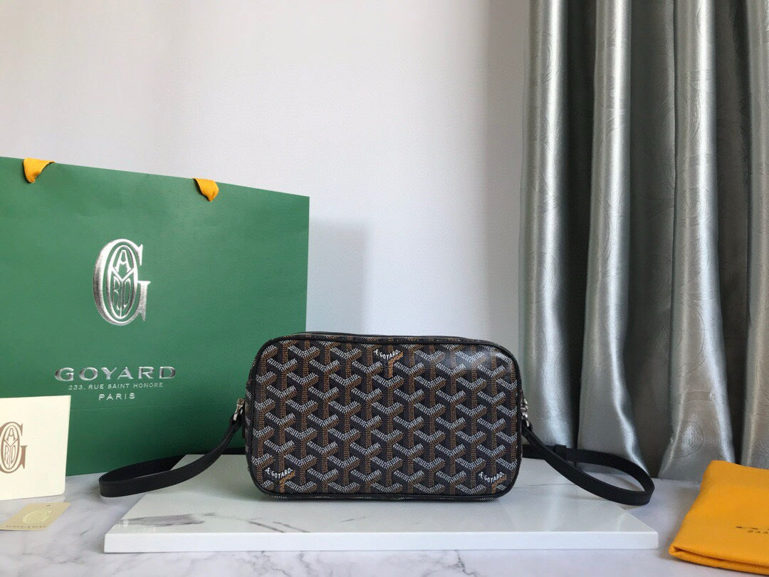 GOYARD CAP-VERT PM BAG