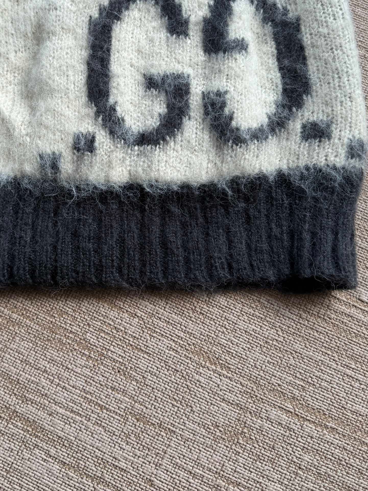 Gucci Cardigan