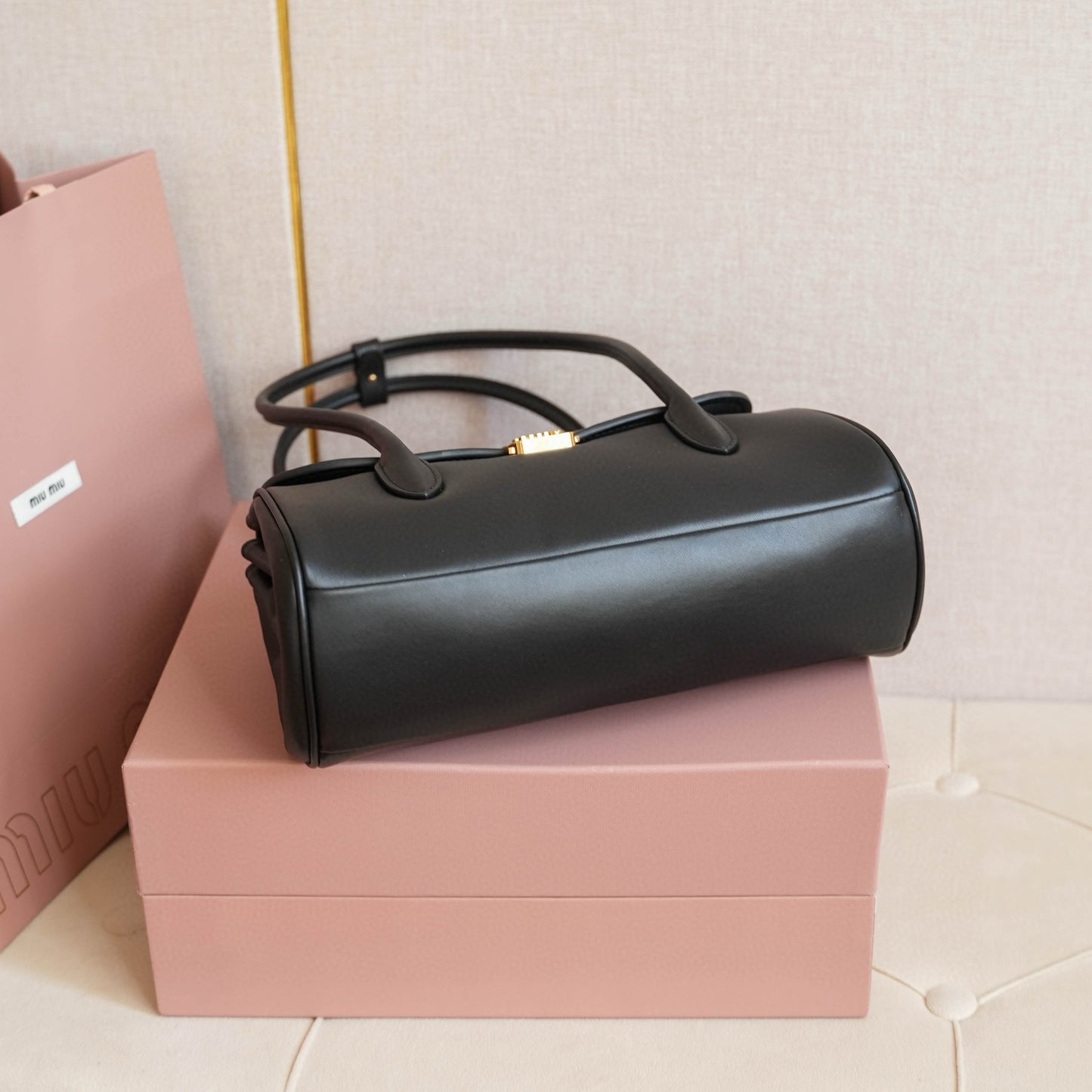 Miu Miu Shoulder Bag 28x15x11cm