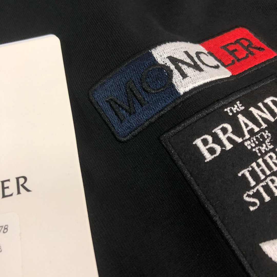 Moncler T-shirt