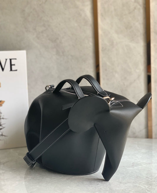 Loewe Elephant Shoulder Bag(35x16x23cm)