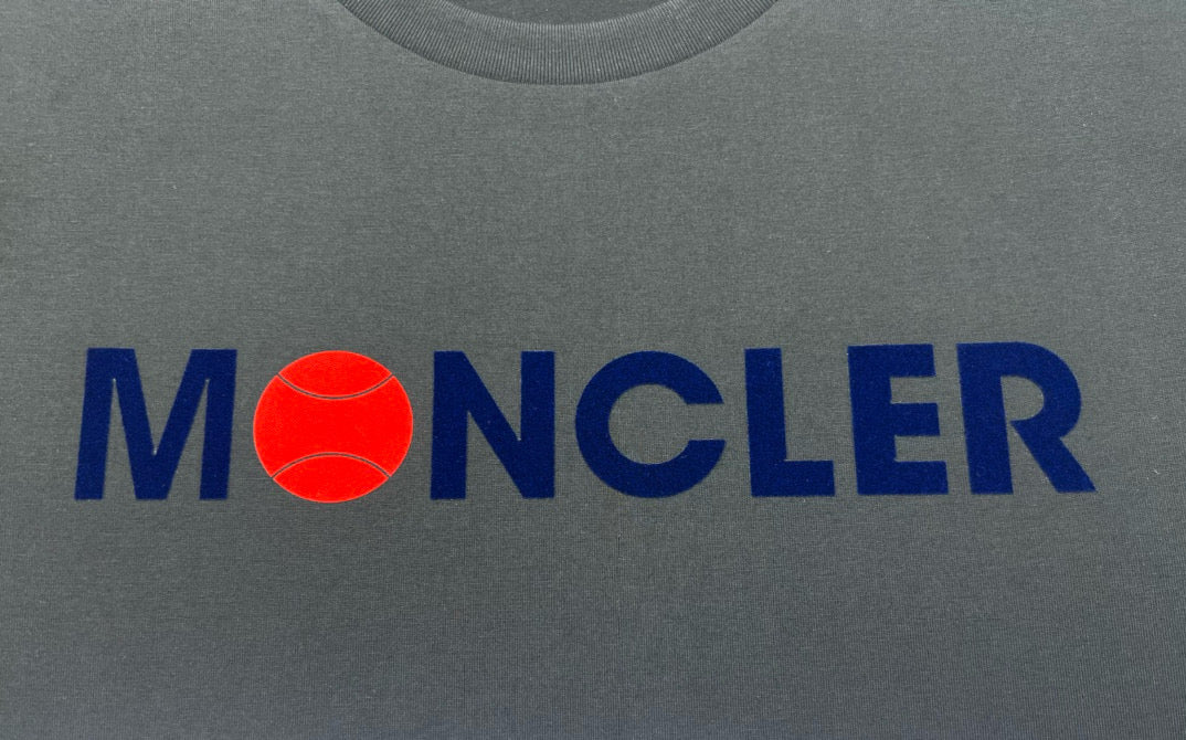 Moncler T-shirt