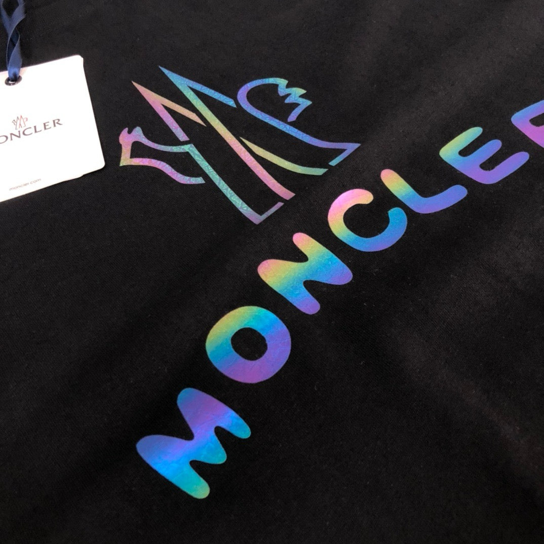 Moncler T-shirt