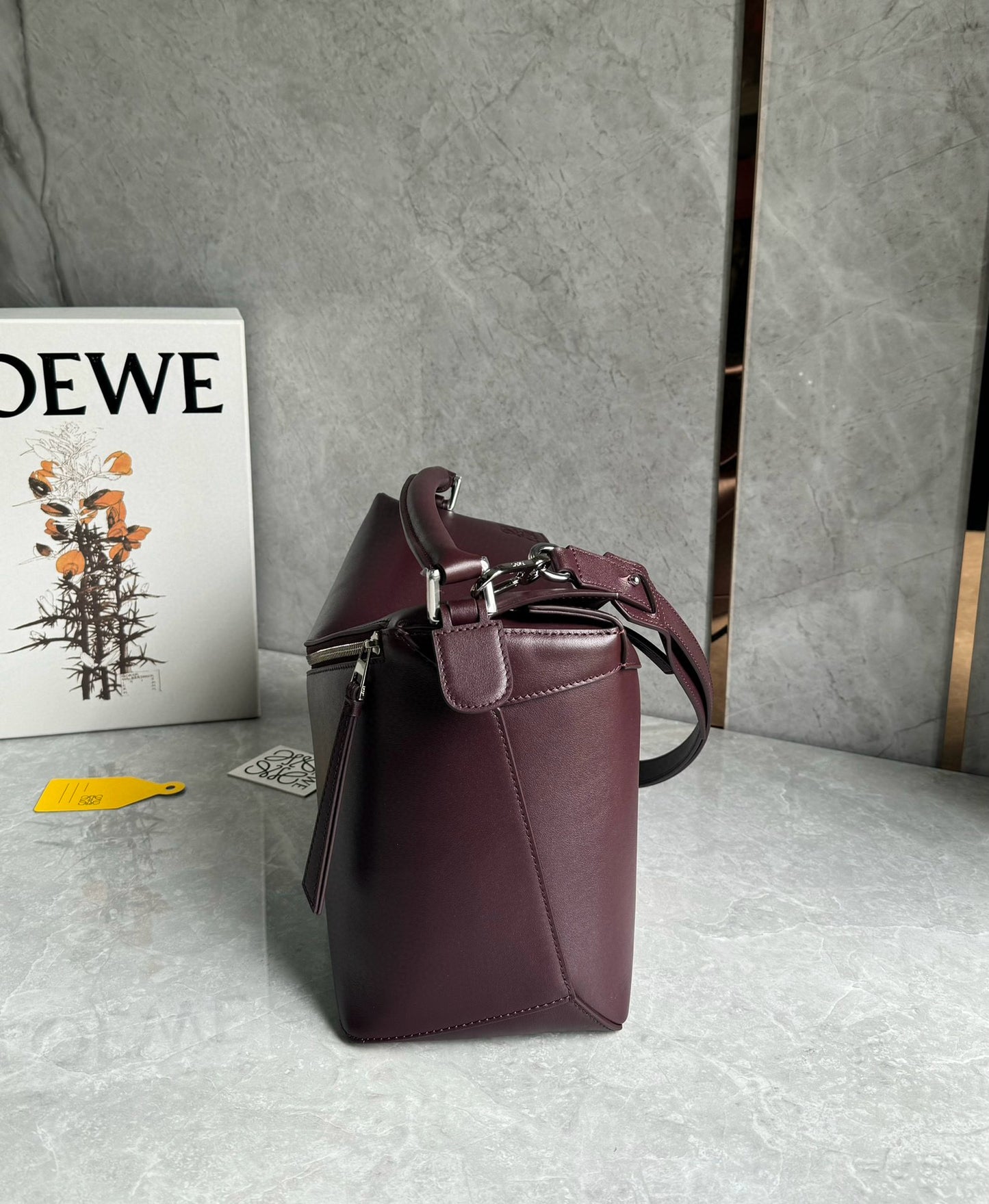Loewe Puzzle Shoulder Bag(33x21x17cm)