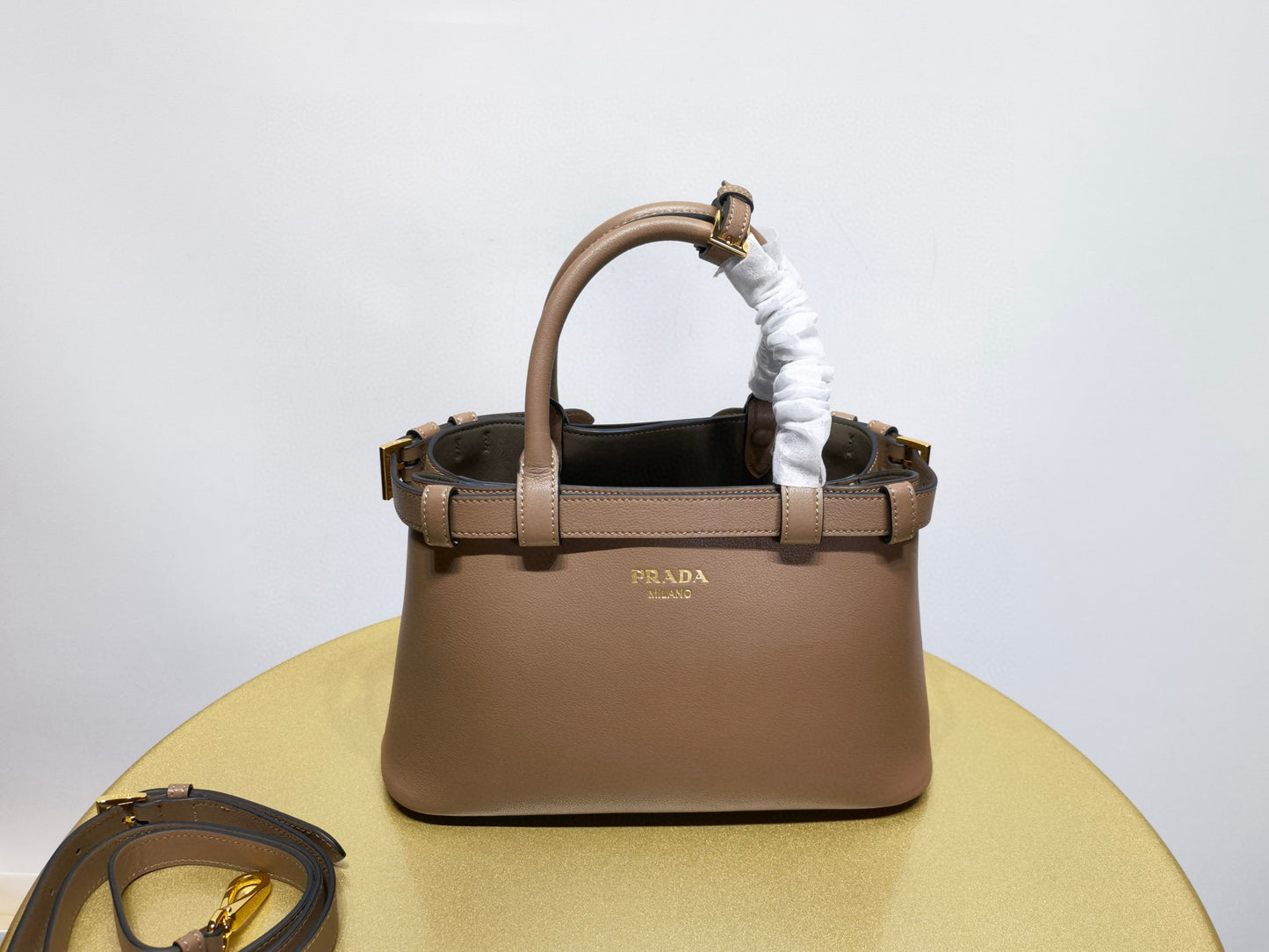Prada Handbag 28x10x10.5cm