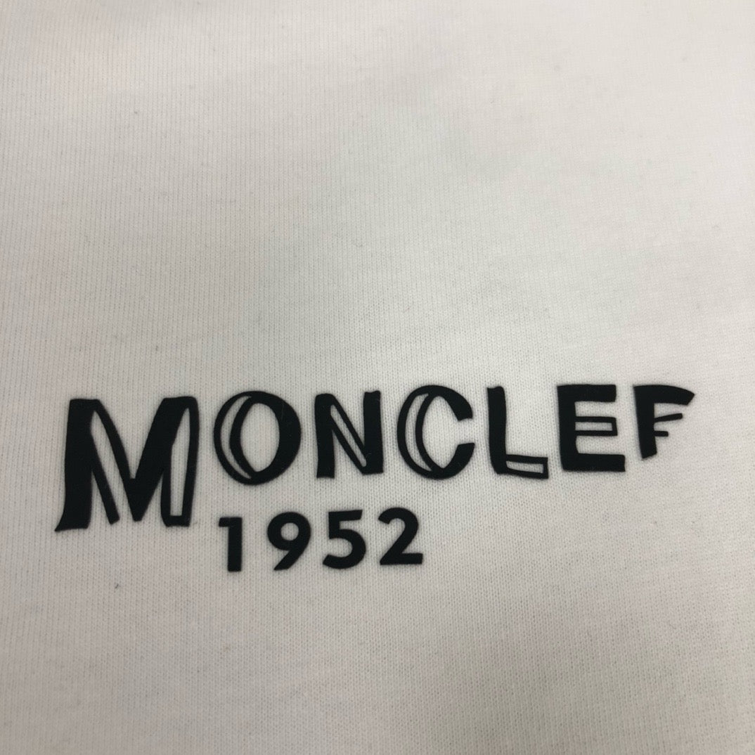 Moncler T-shirt