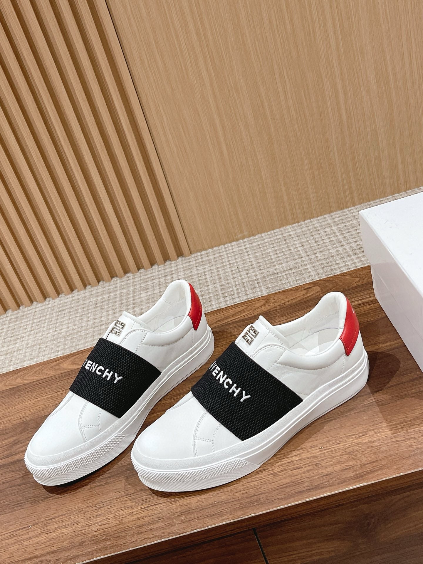 Givenchy Sneakers