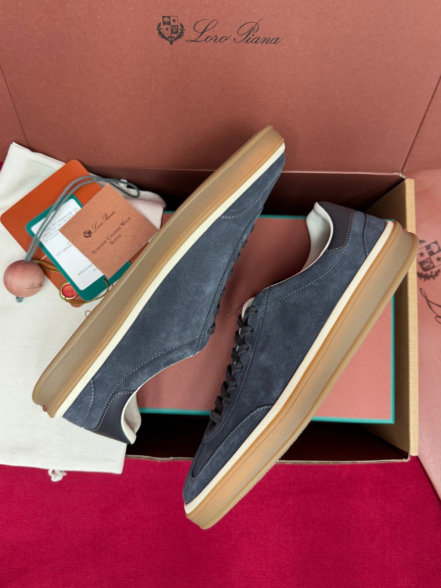 LP Sneaker