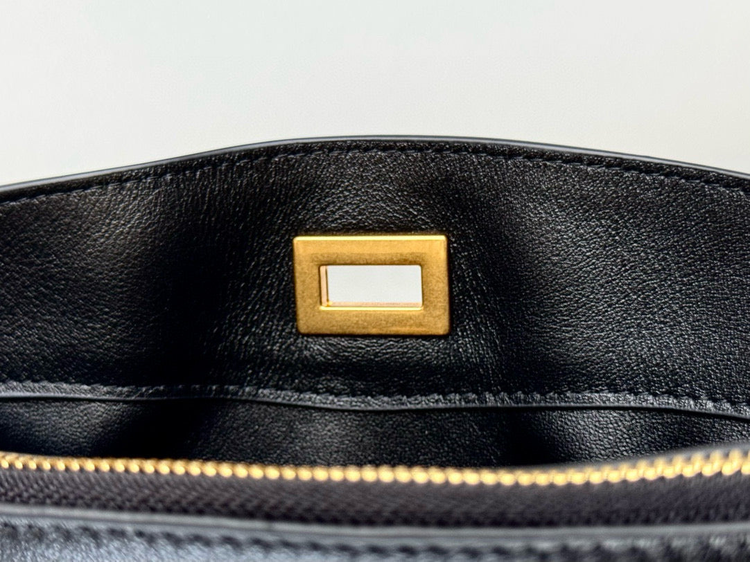 BLCG Rodeo Sling Pochette Bag(22x11.9x12.7cm)