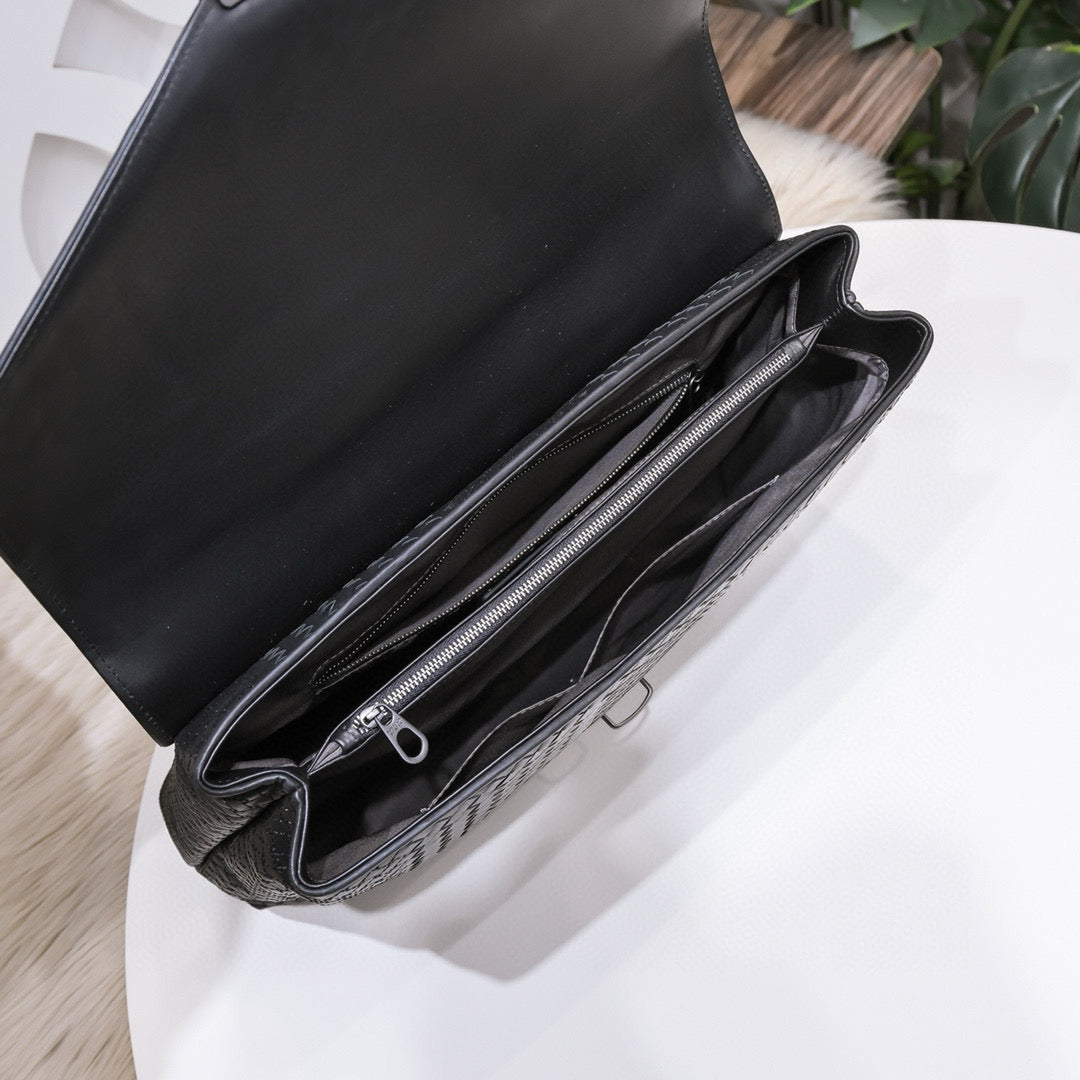 BV Handbag 38.28.9CM