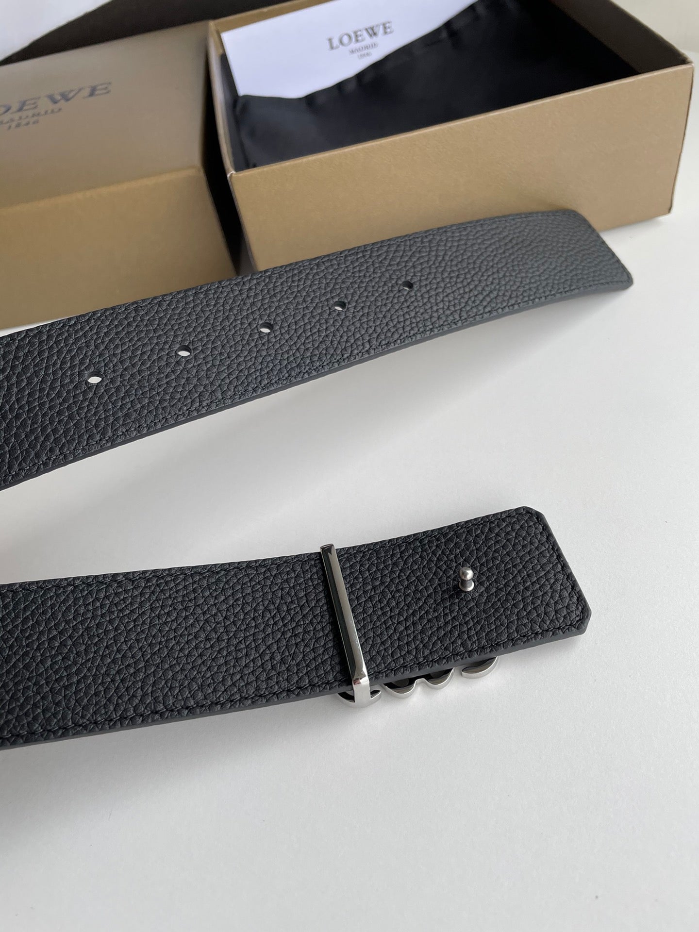 Loewe Belt