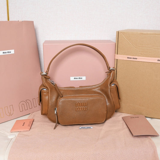 Miu Miu Handbag 21x12x6cm