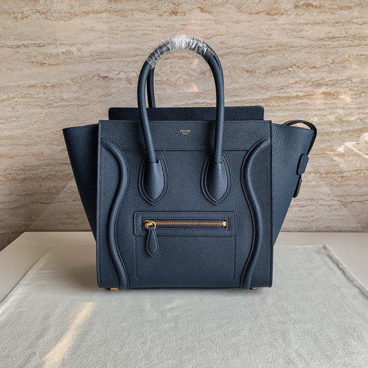 Celine Duffel