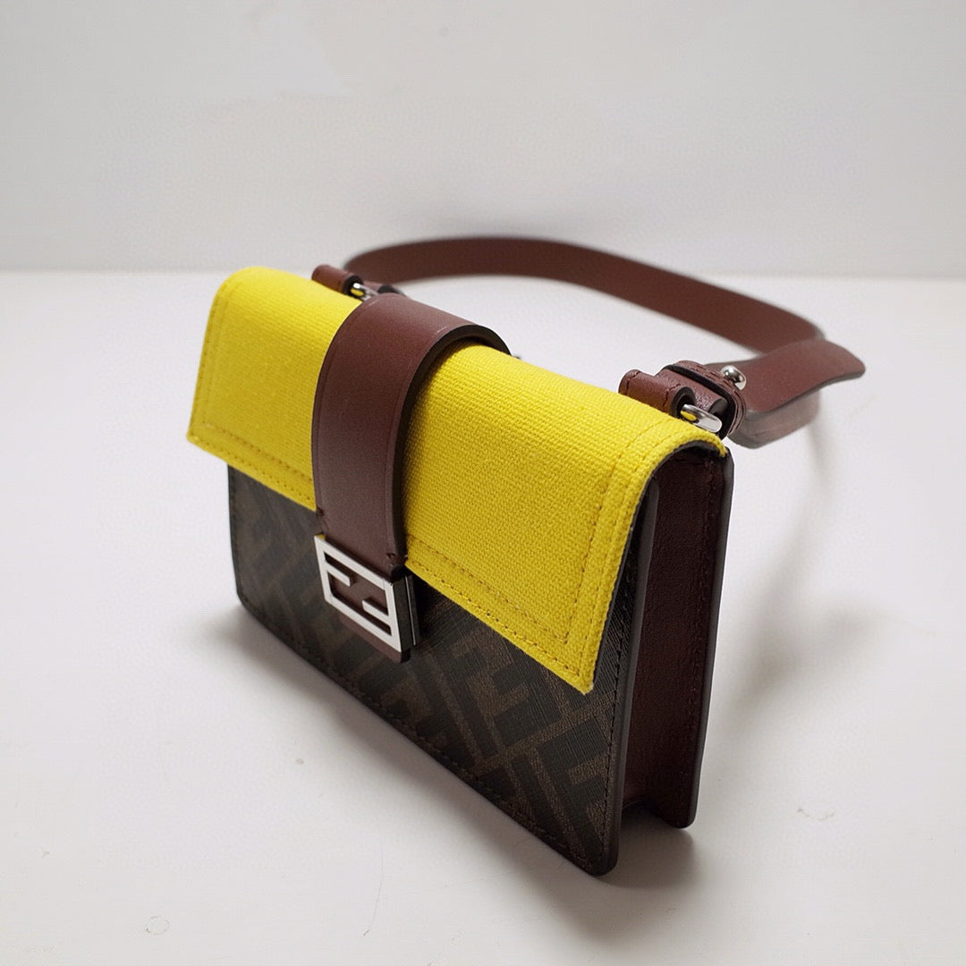 FENDI BAGUETTE 16.5*2.5*11