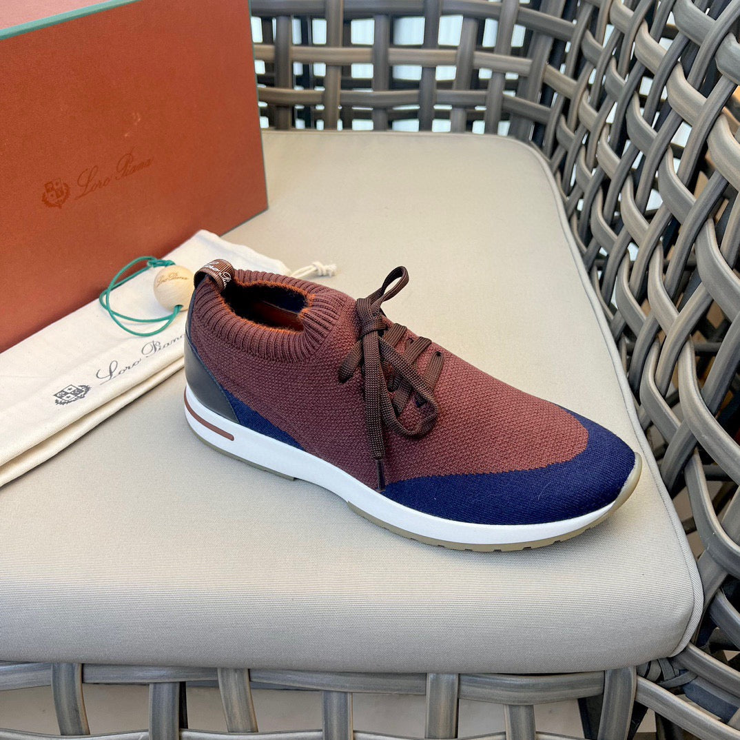 LP Sneakers
