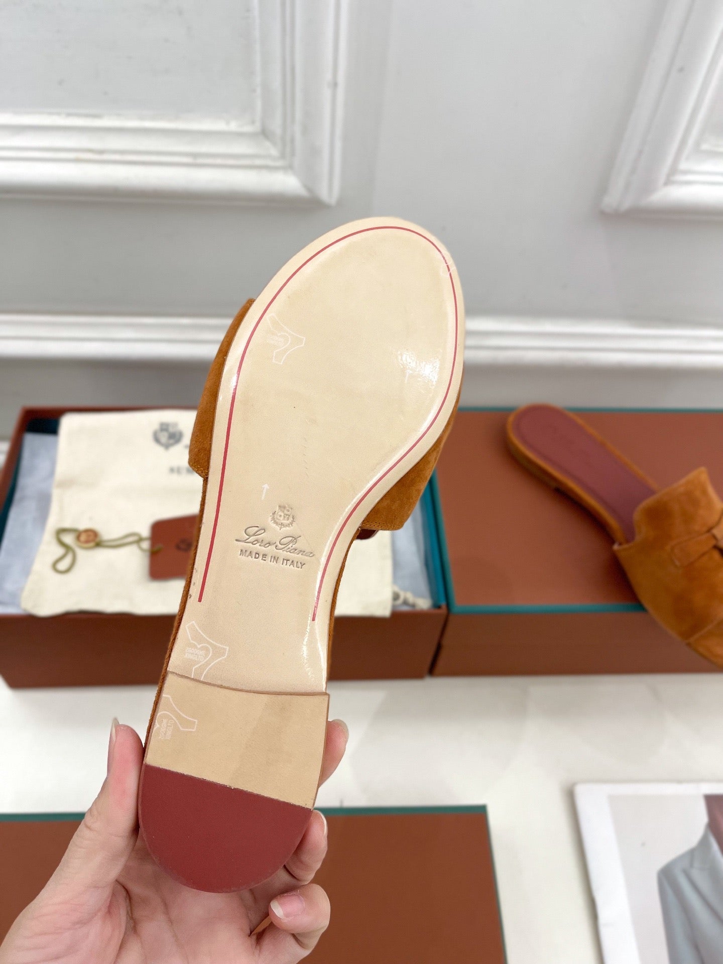 LP Sandals