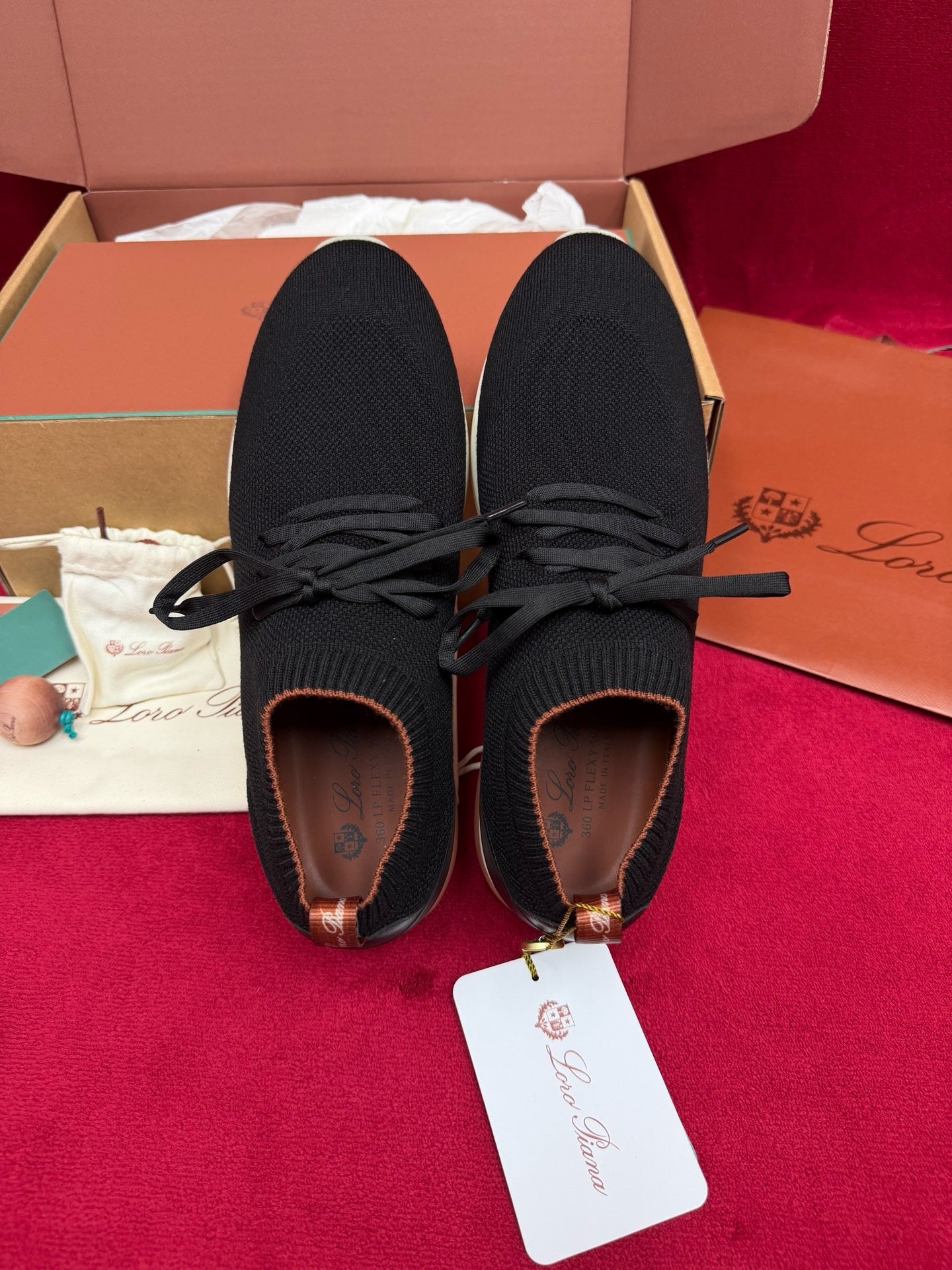 LP Sneaker