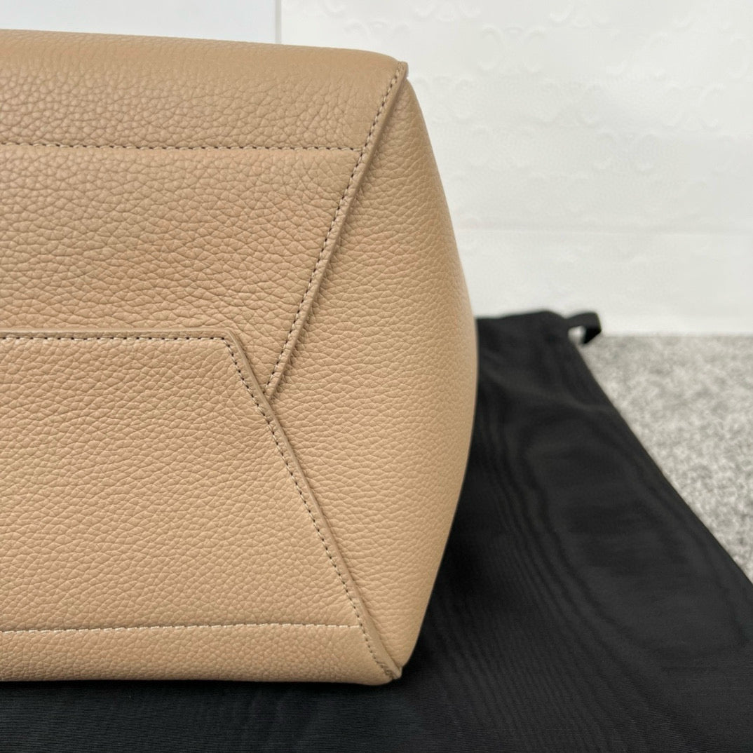 Celine Sangle Bucket