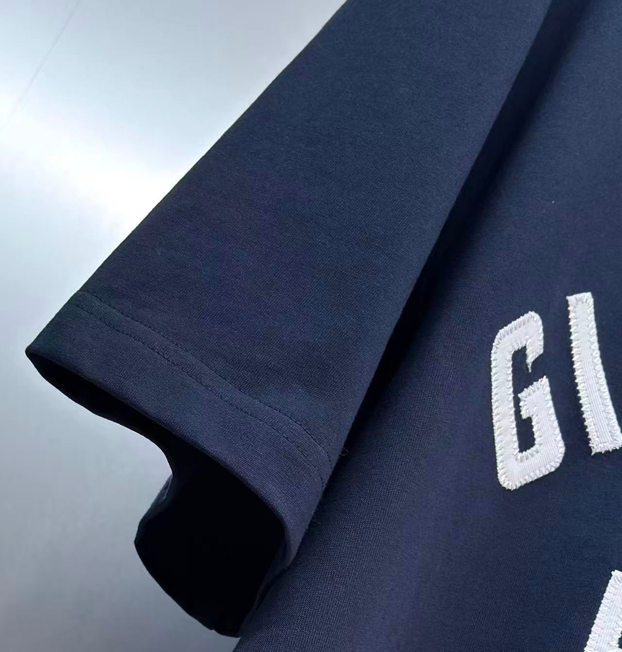 Givenchy T-Shirt