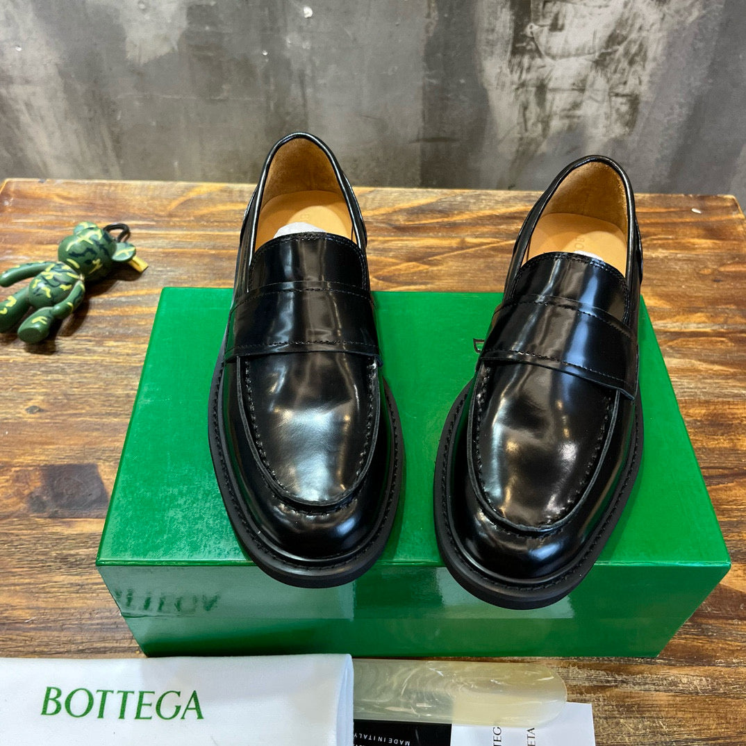 BV Loafer