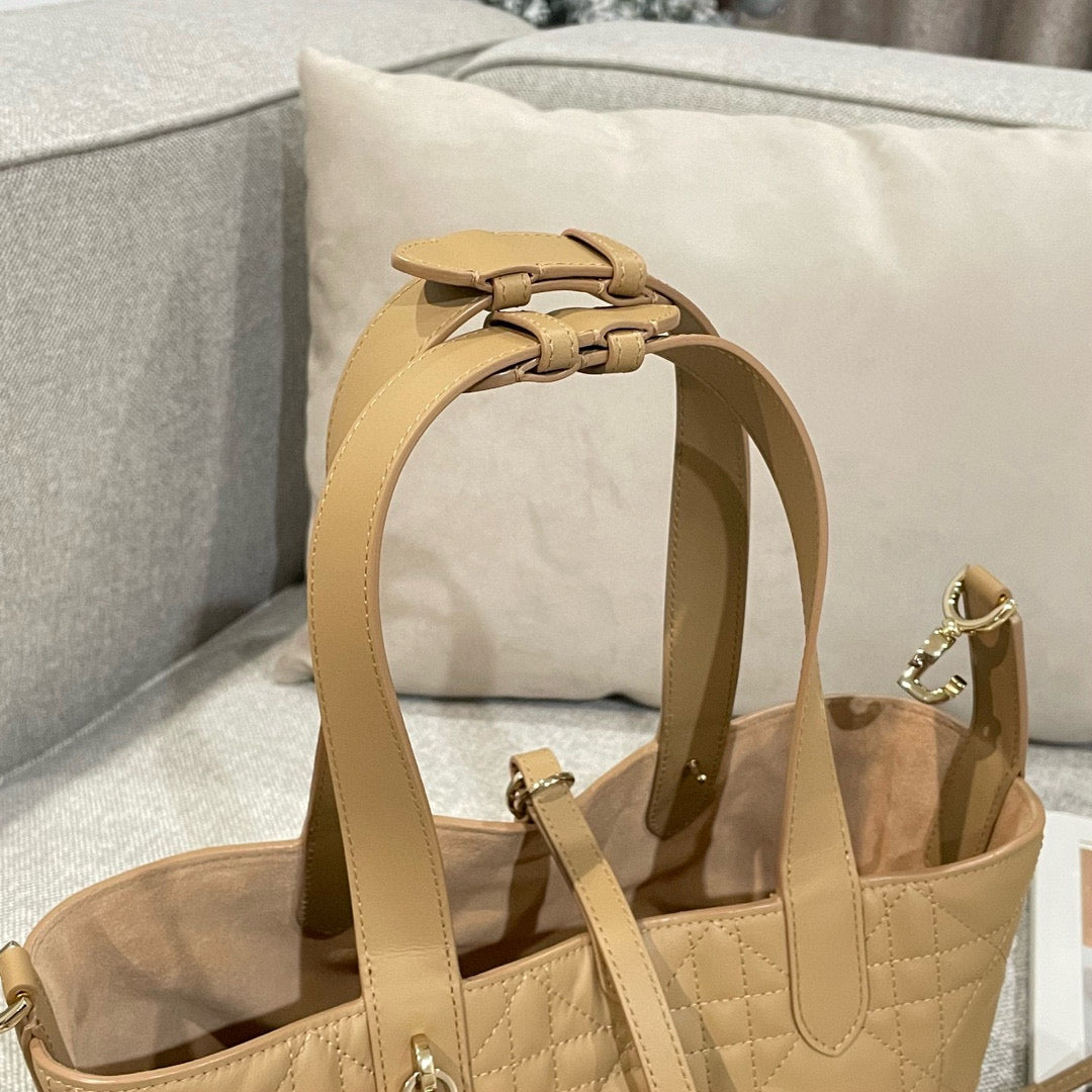 Dior Toujours Bag