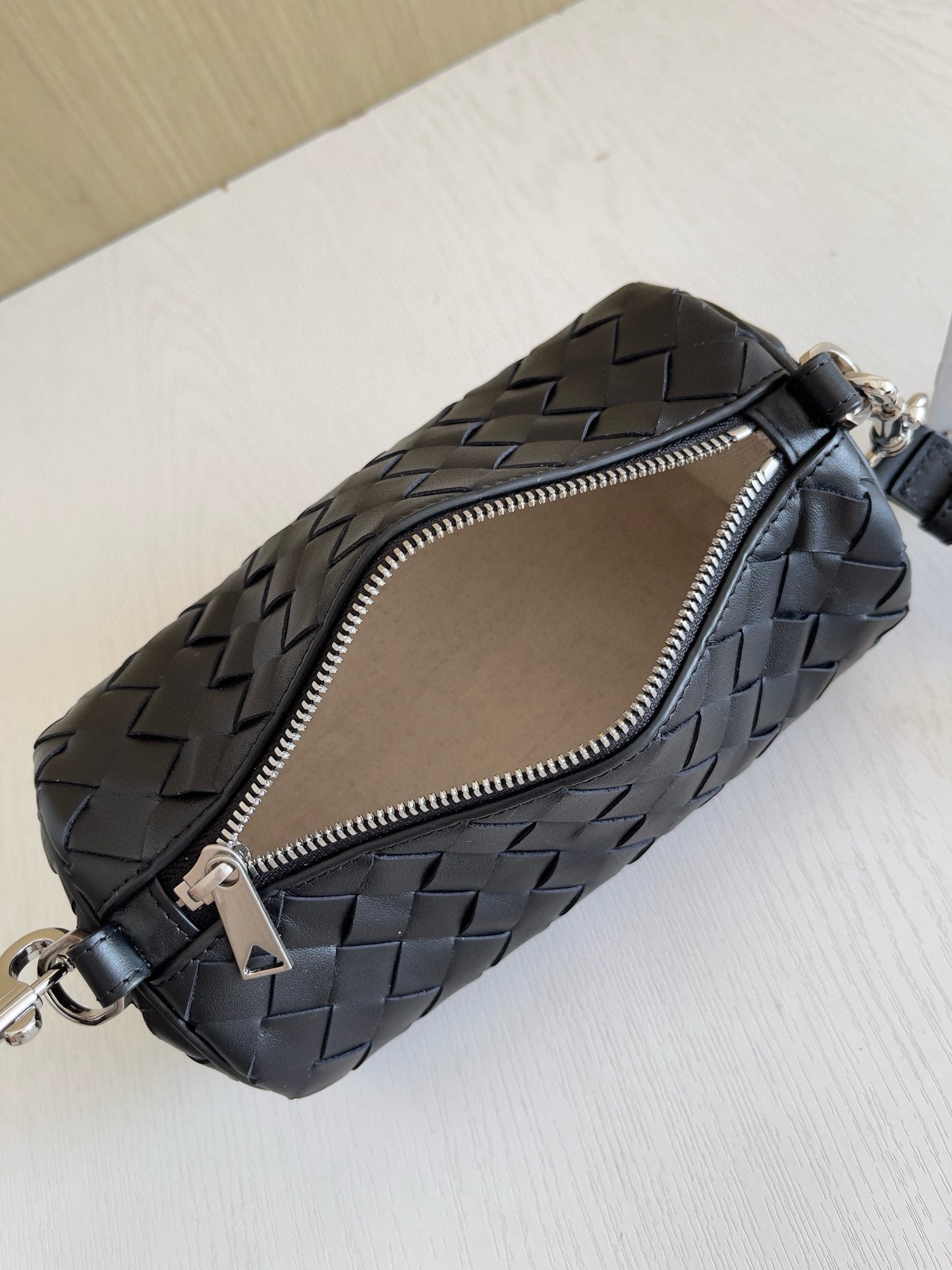BV Cylinder Bag Mini