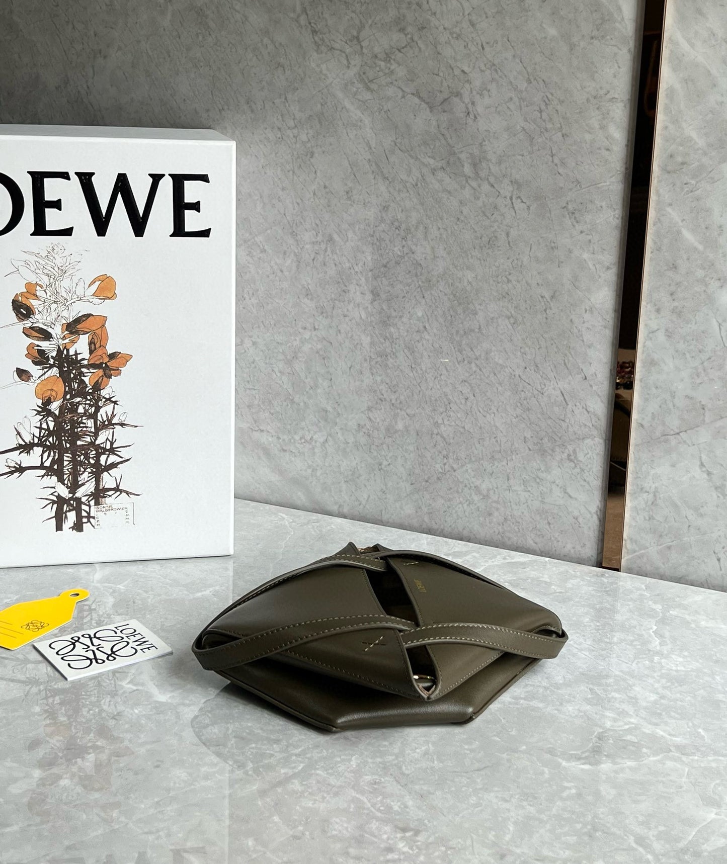 Loewe Puzzle Fold Tote Bag(25.5x14.5x31.5cm)