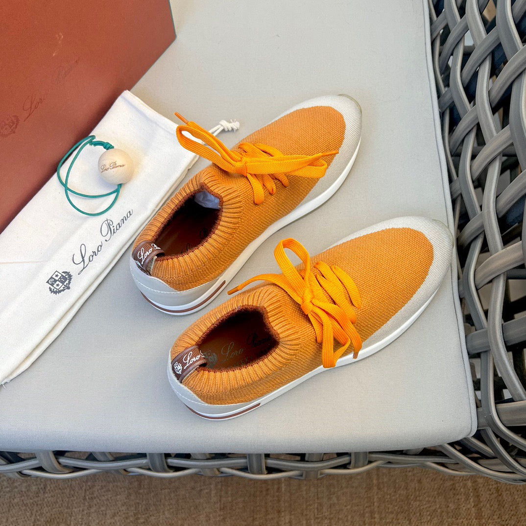 LP Sneakers