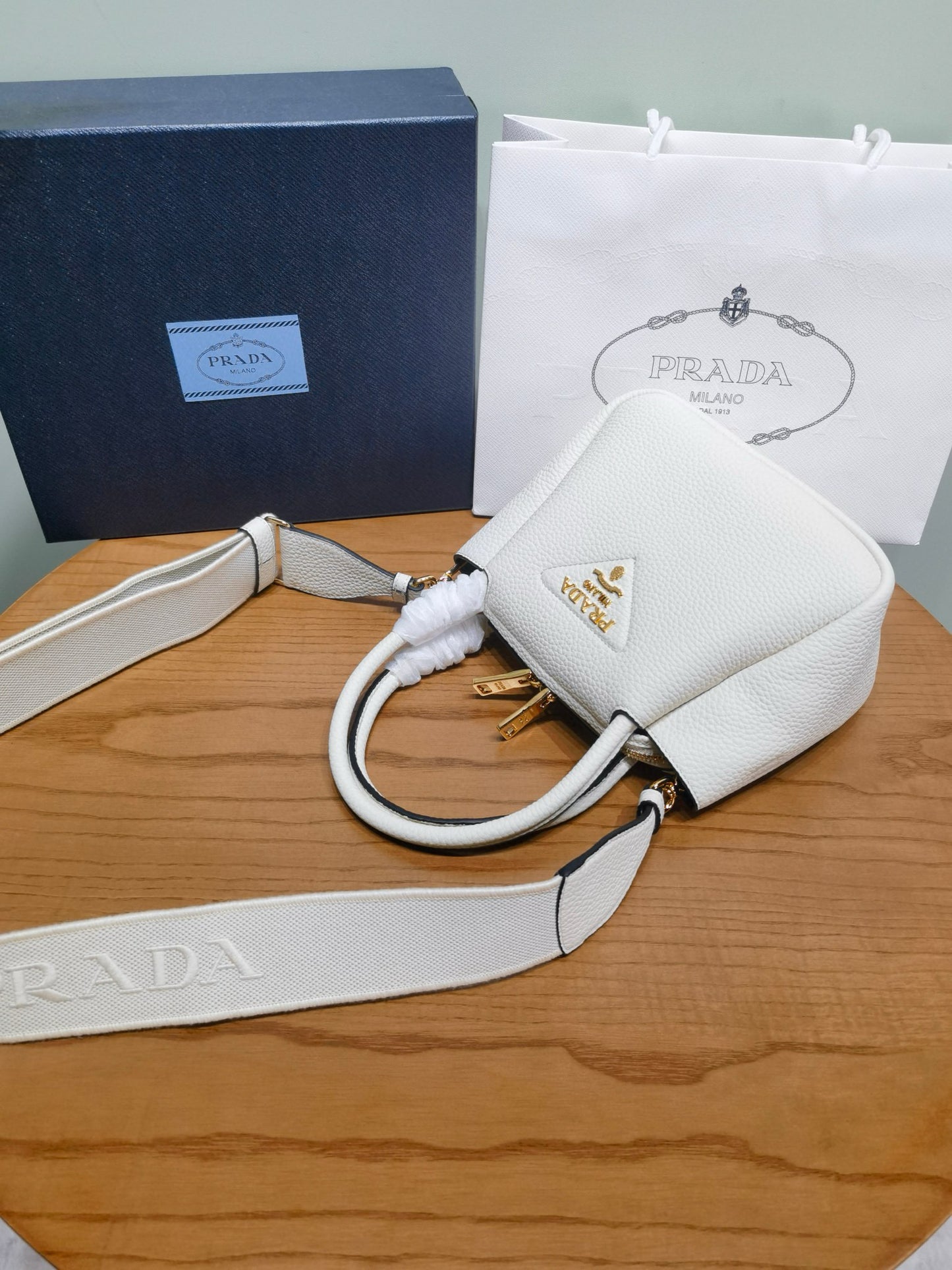 PD Small Leather Tote Bag 19.5x18x9cm